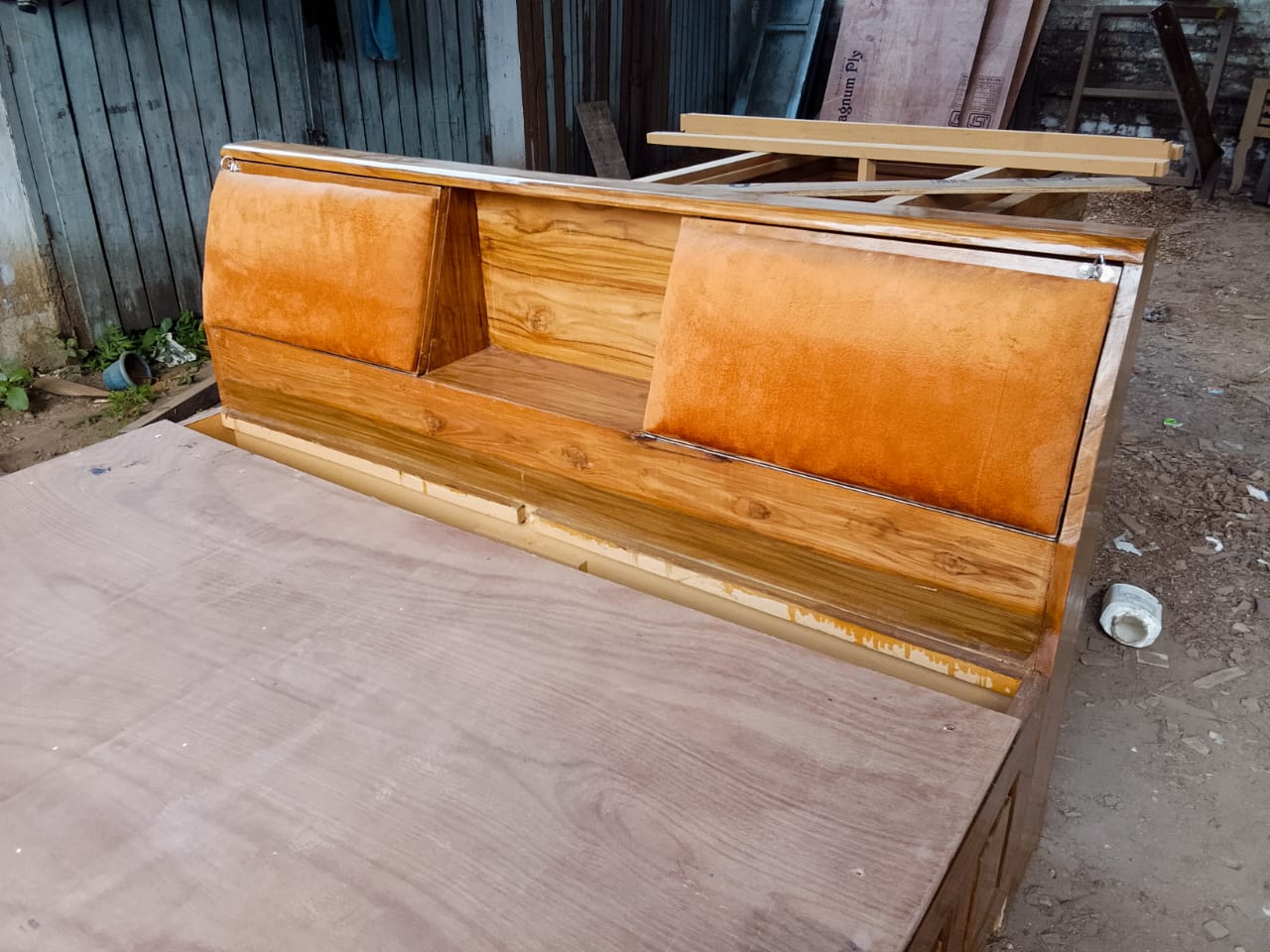 Premium Furniture 2